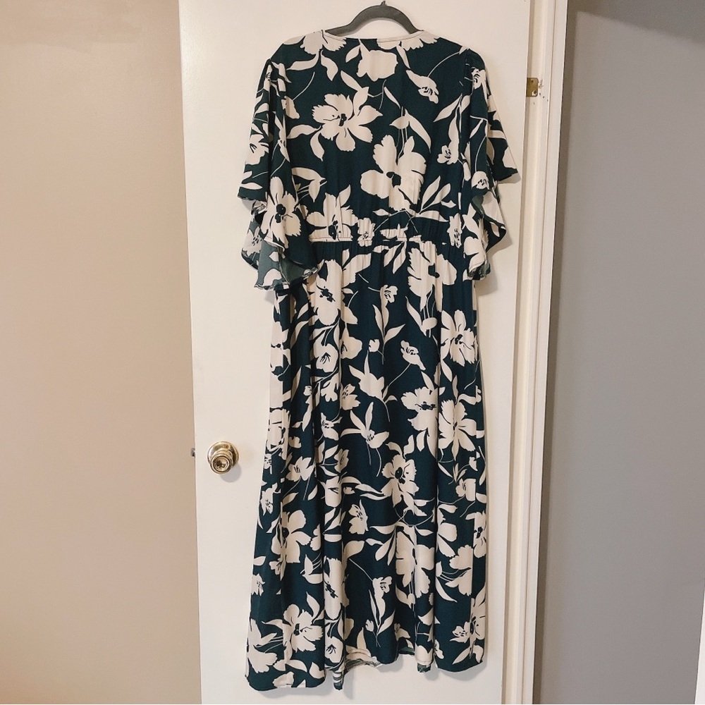 Shein Green & Cream Floral Dress Size 3X - Picture 10 of 11